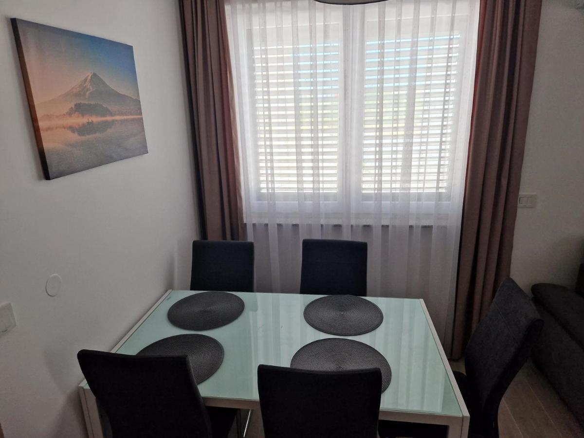 Toni Apartman Biograd Na Moru